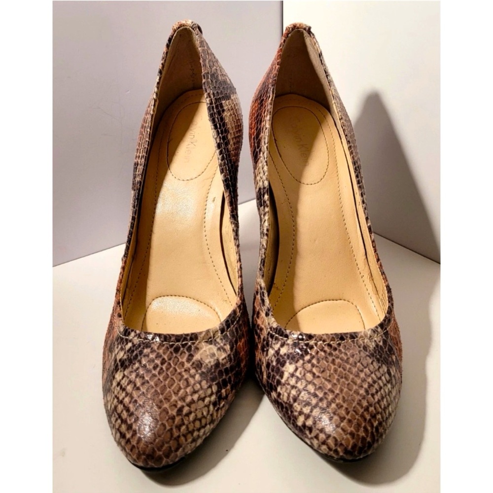 Calvin Klein Snakeskin Patterned Women's Pumps 7